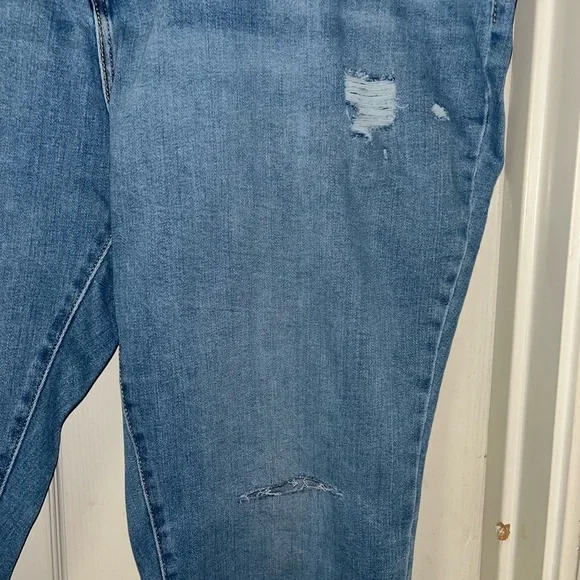 Levi’s 720 high rise distressed skinny jeans - Picture 6 of 11